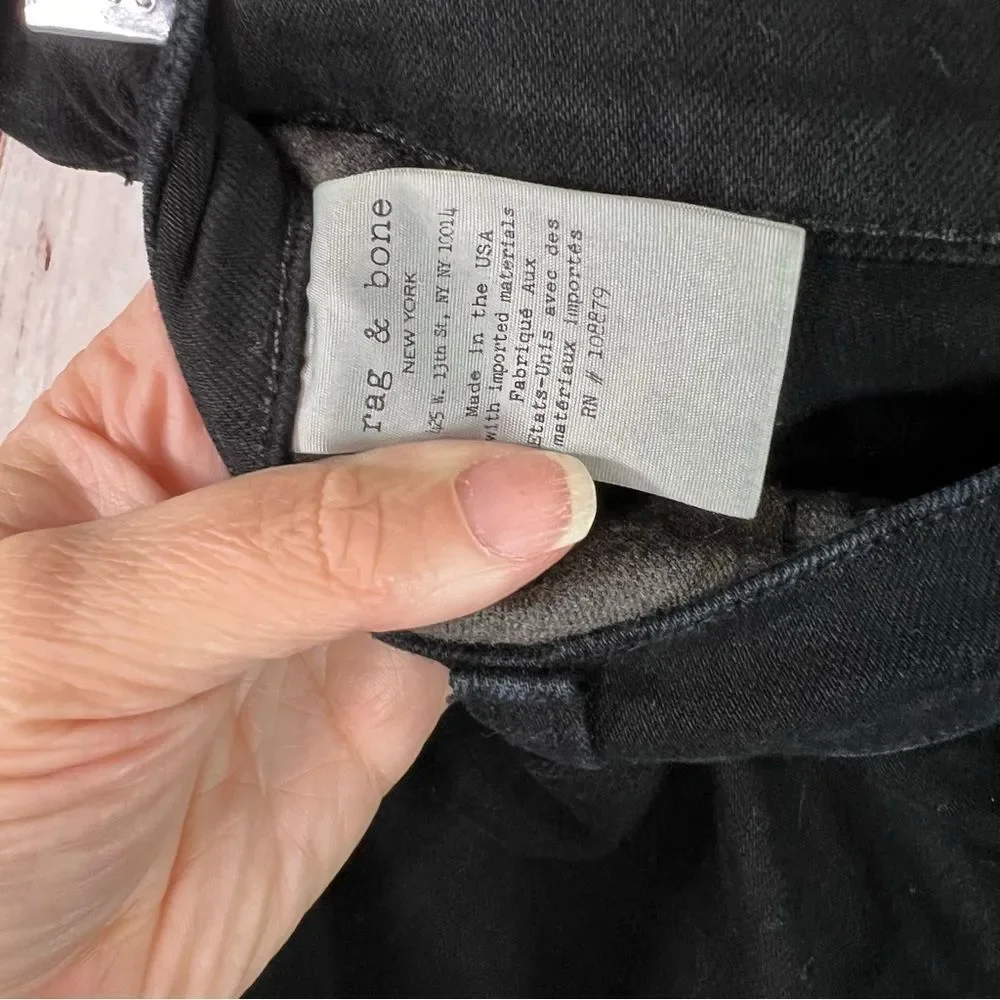 Rag and Bone 10 inch capri destroyed hem